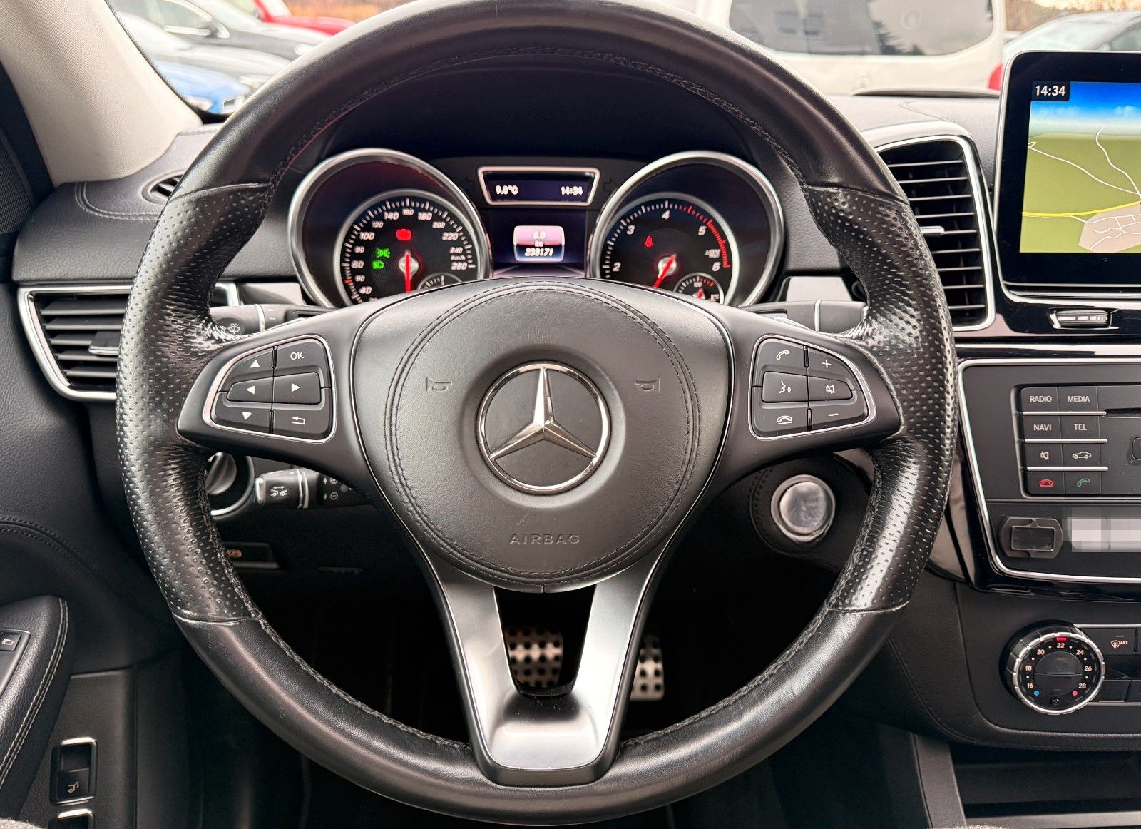 Mercedes-Benz GLS 350*AMG*7-SITZER*AHK*360°K*STANDH*LED*DISTR+ foto 16