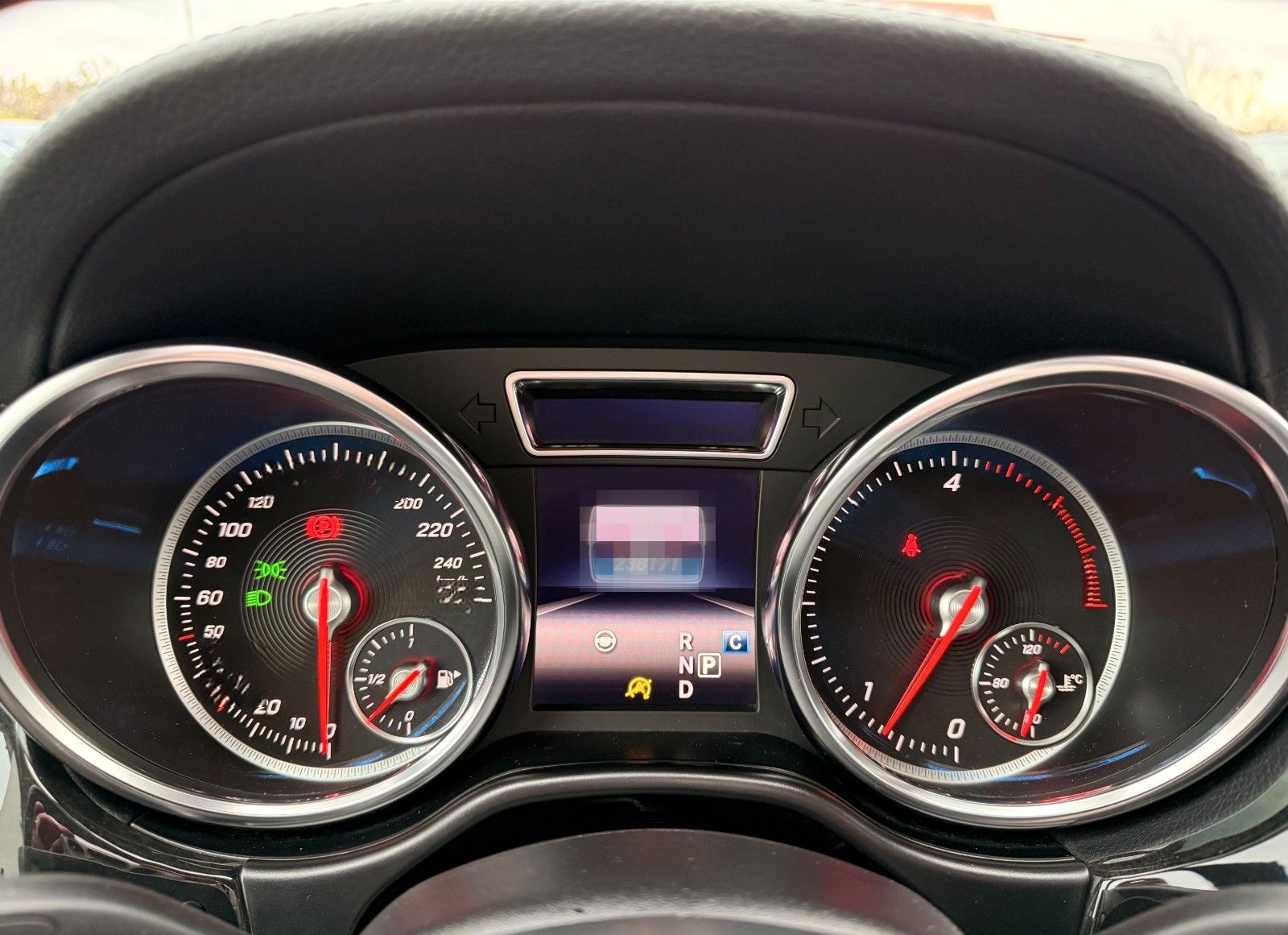 Mercedes-Benz GLS 350*AMG*7-SITZER*AHK*360°K*STANDH*LED*DISTR+ foto 17