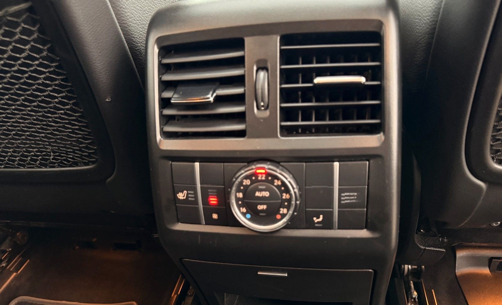 Mercedes-Benz GLS 350*AMG*7-SITZER*AHK*360°K*STANDH*LED*DISTR+ foto 20