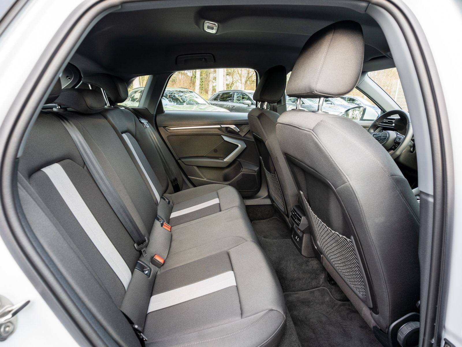 Audi A3 Sportback advanced 35TDI NAVI LED ACC RFK VC foto 8
