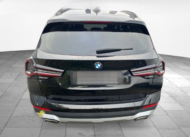 BMW X3 xDrive 20d Head Up Laserlicht El. Panodach Le foto 5