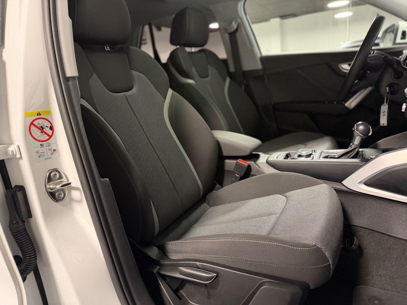 Audi Q2 35TFSI sport*Pano*LED*Side*Lane*ACC foto 23