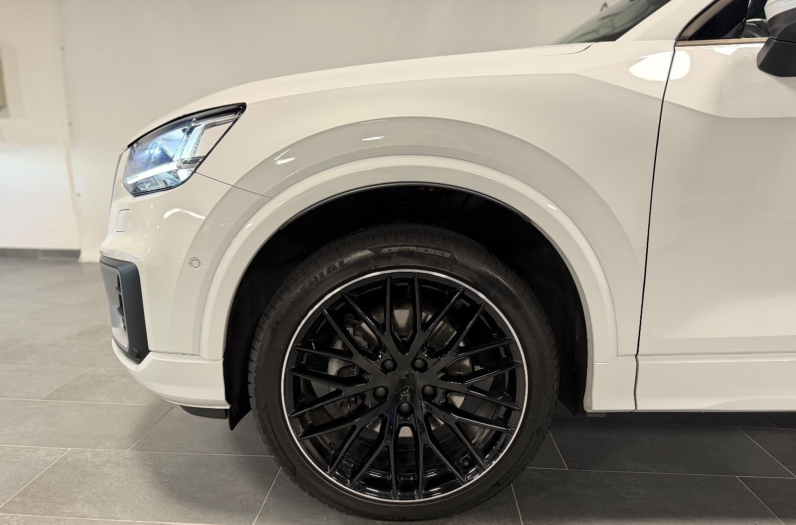 Audi Q2 35TFSI sport*Pano*LED*Side*Lane*ACC foto 6