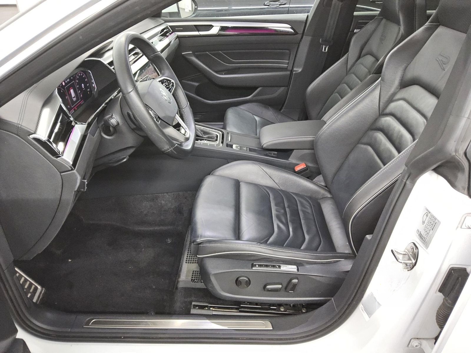 Volkswagen Arteon SB 2.0 TDI R-Line Pano Navi LED DC AHK foto 9