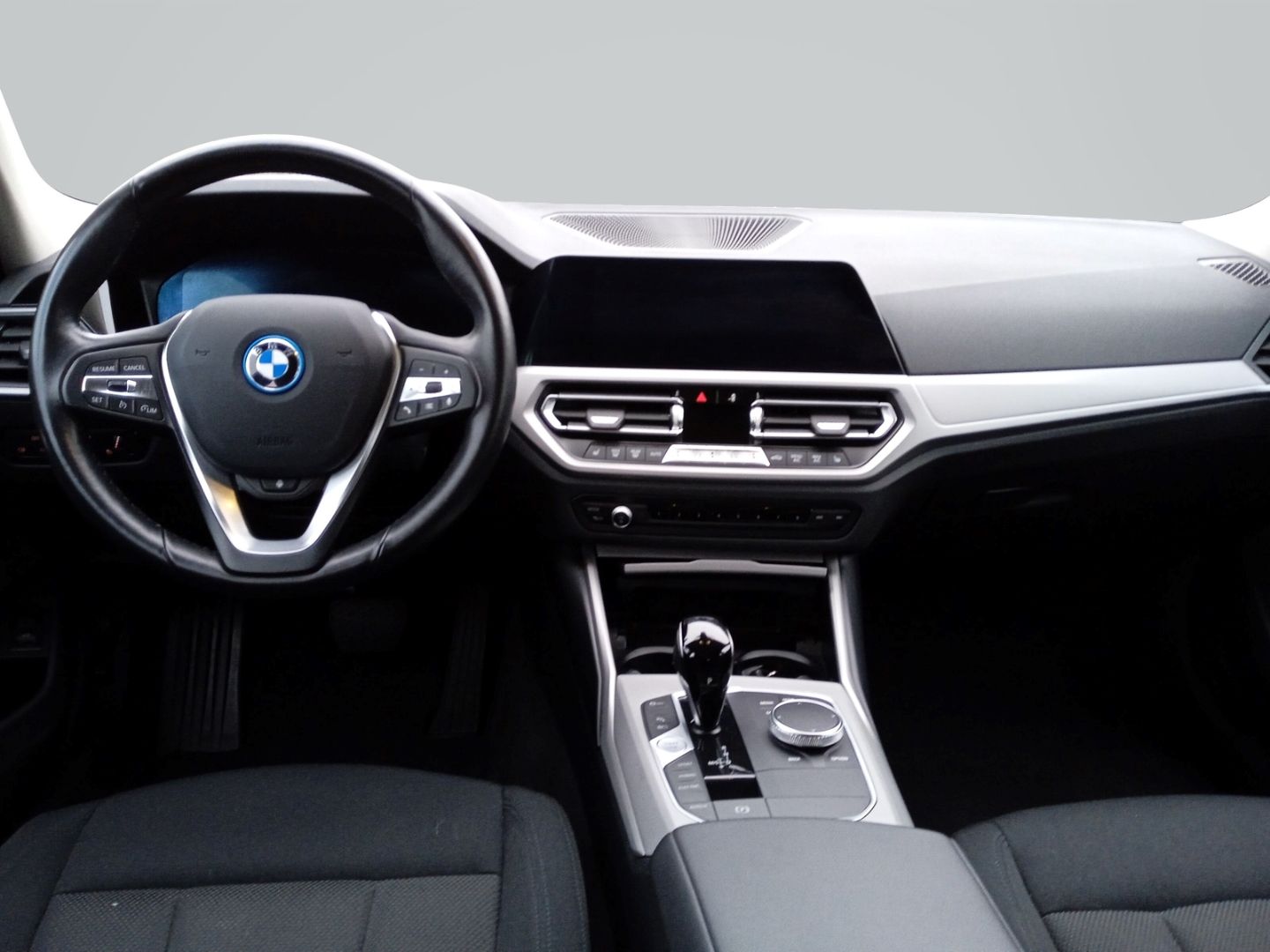 BMW 320 e Advantage Touring KLIMA+DAB+AHZV+SHZG+HARM foto 15