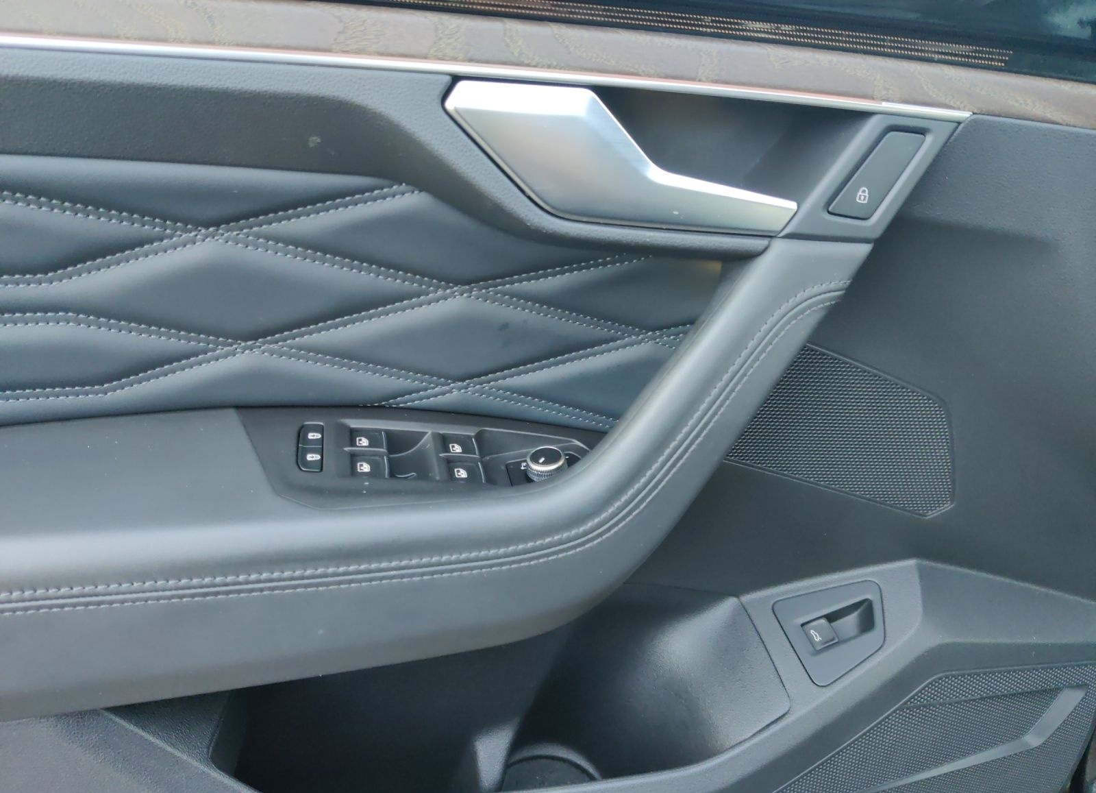 Volkswagen Touareg 3.0 V6 TDI Atmosphere 4Motion (EURO 6d) foto 17