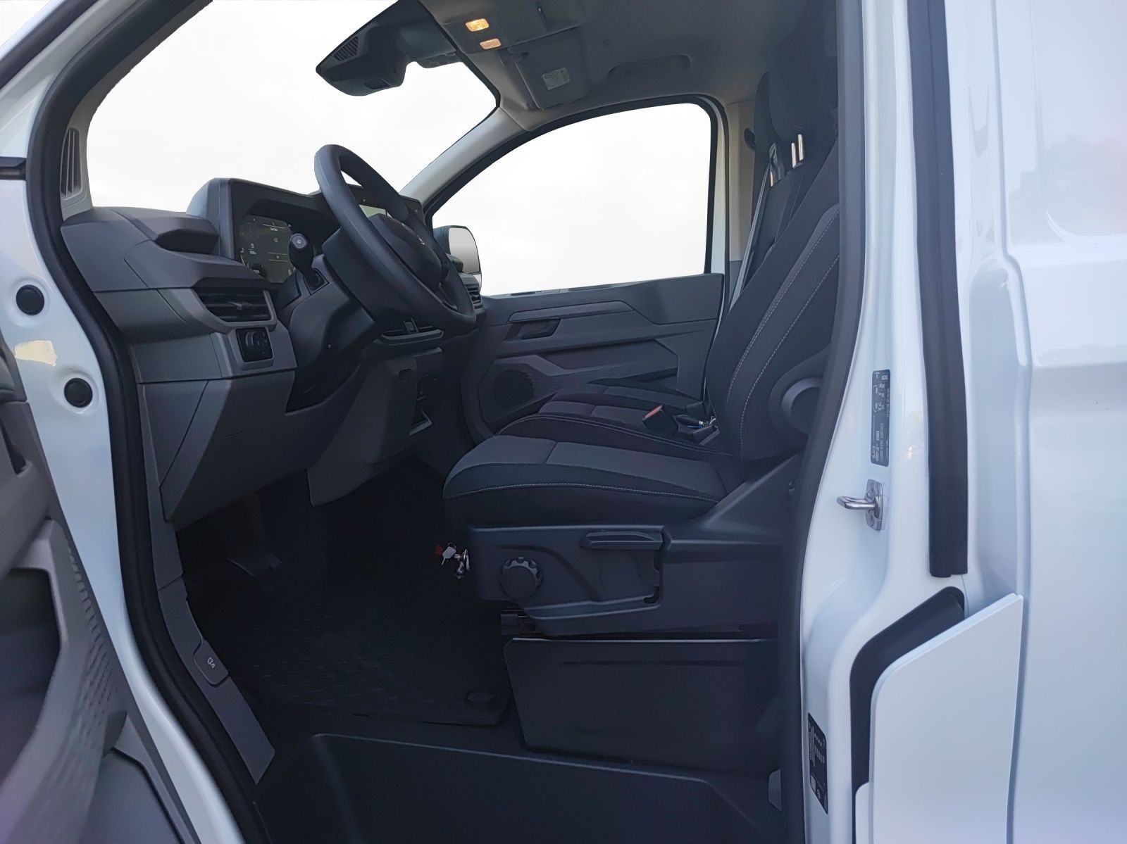 Volkswagen T7 Transporter Kurz Allrad AHK Klima Ganzjahresr foto 2