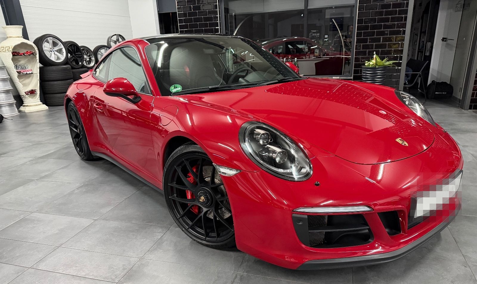 Porsche 911 Carrera 4 GTS APPROVED 10-2026 foto 5