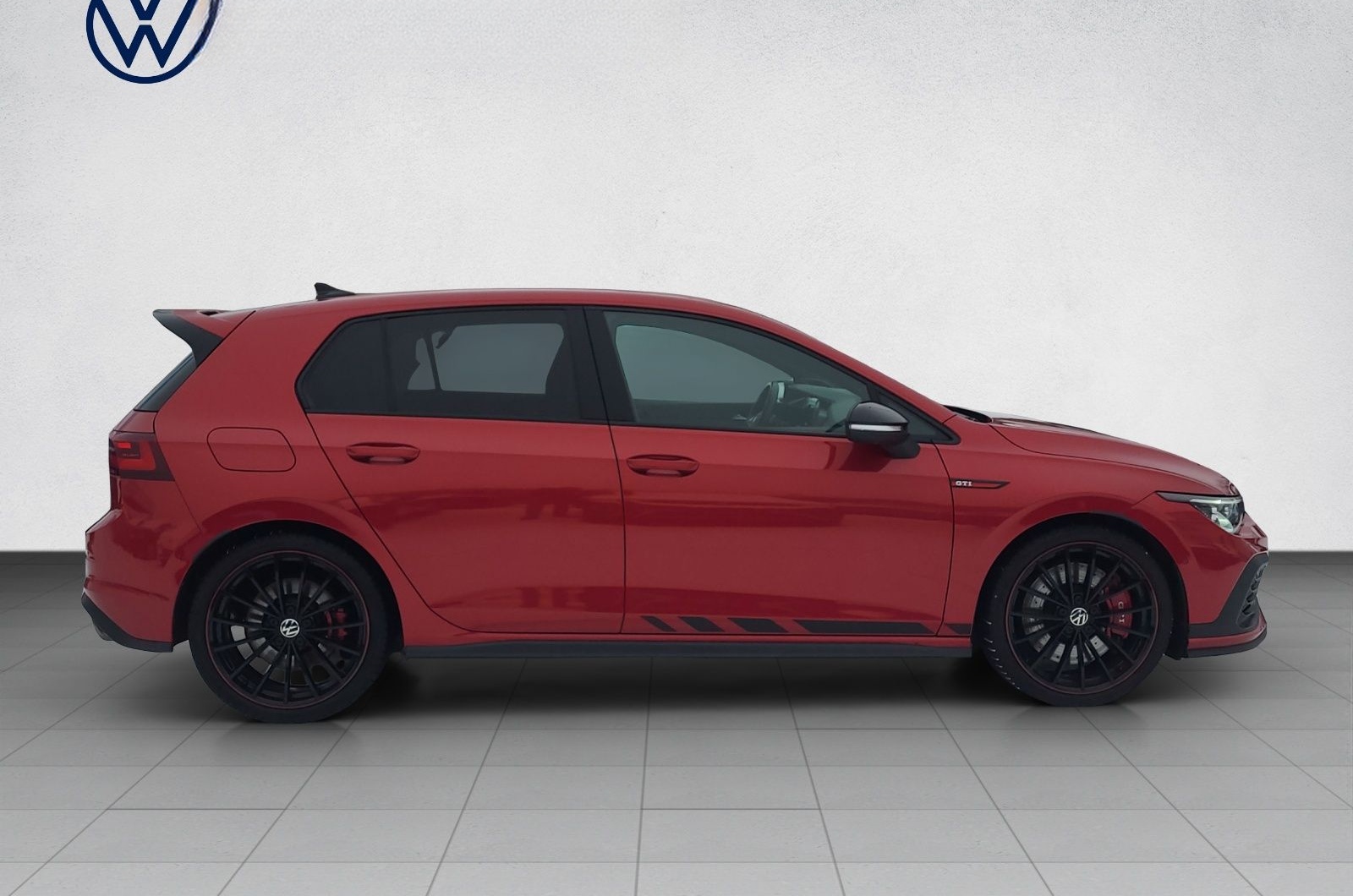 Volkswagen Golf VIII GTI Clubsport 2.0 TSI DSG *BlackStyle* foto 4
