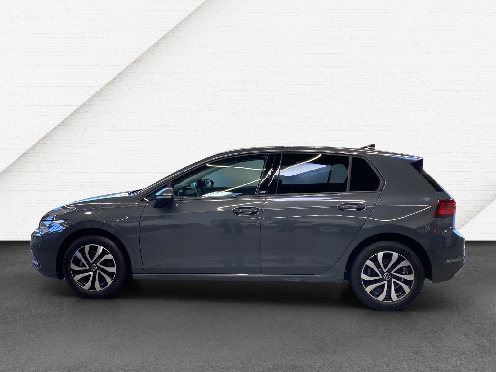 Volkswagen Golf 8 1.5 TSI Active IQ-Light Standh.Navi foto 6
