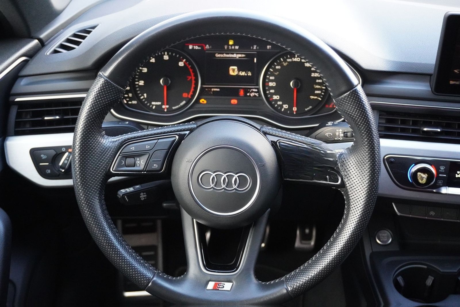 Audi A4 Avant TFSI sport S-Line LED Navi Teilleder foto 13