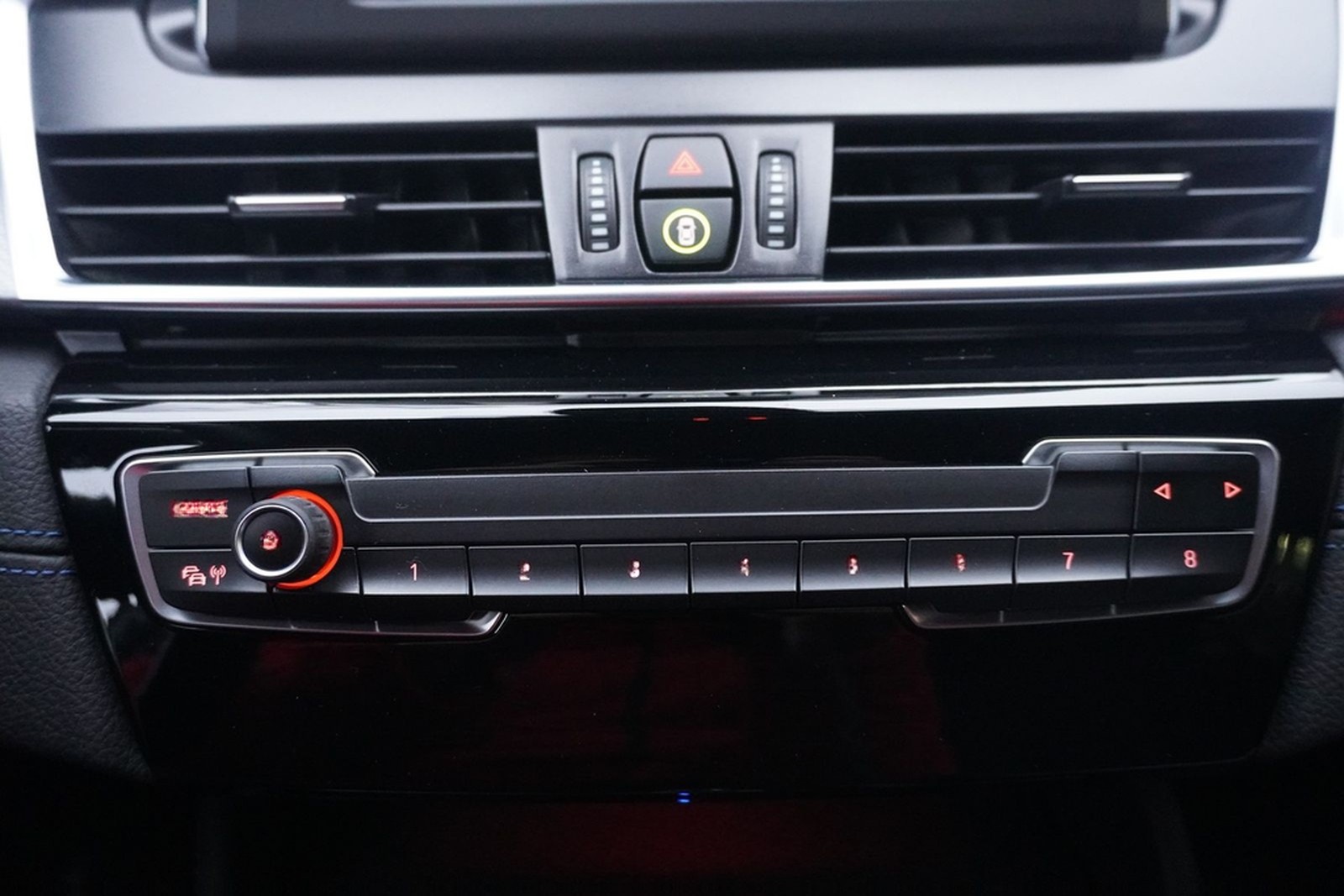 BMW 218iA Gran Tourer M Sport LED Temp Navi AHK PDC foto 21
