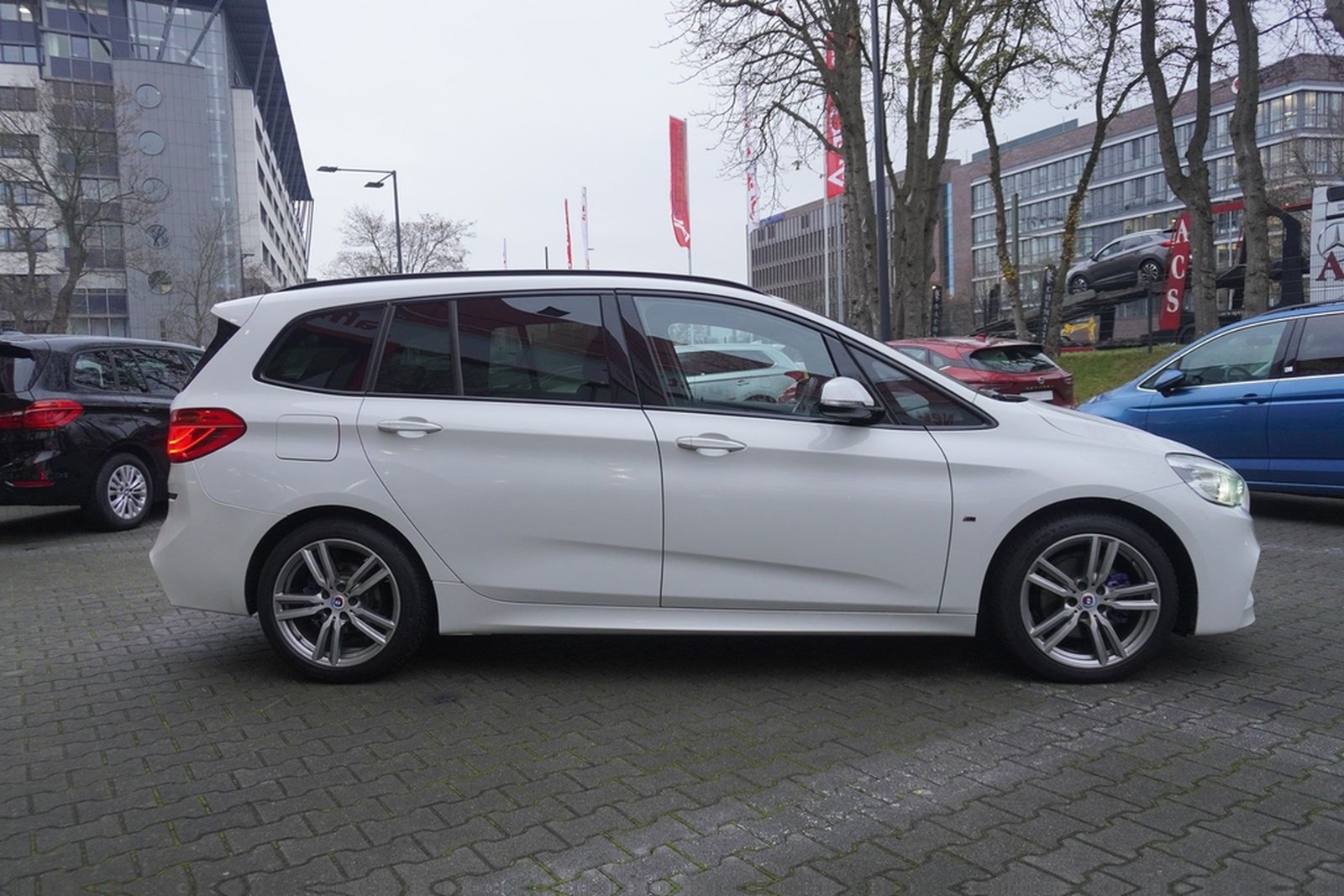 BMW 218iA Gran Tourer M Sport LED Temp Navi AHK PDC foto 5