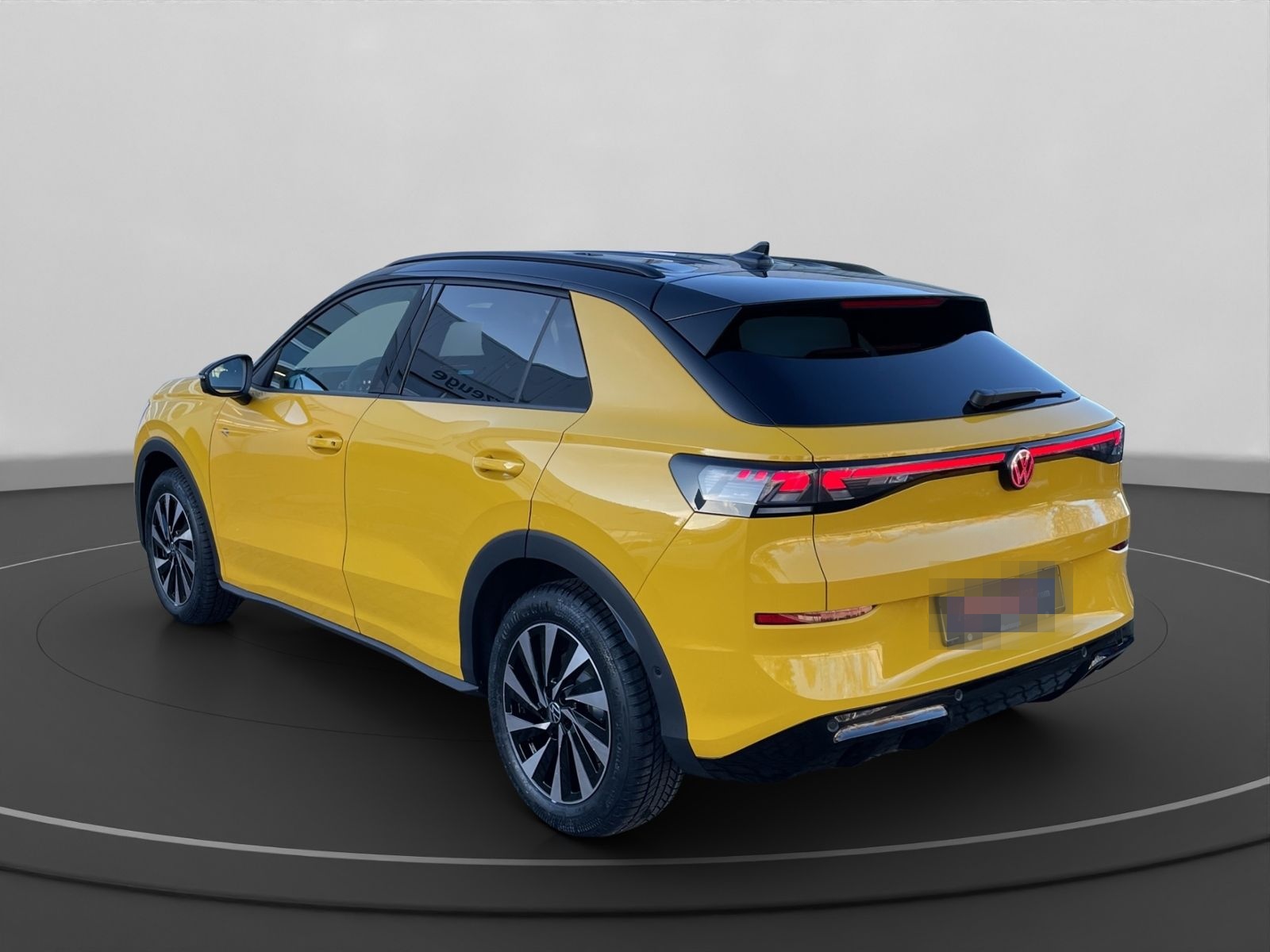 Volkswagen T-Roc 1.5 eTSI R-Line +DSG+ACC+NAVI+DAB+LM++ foto 3
