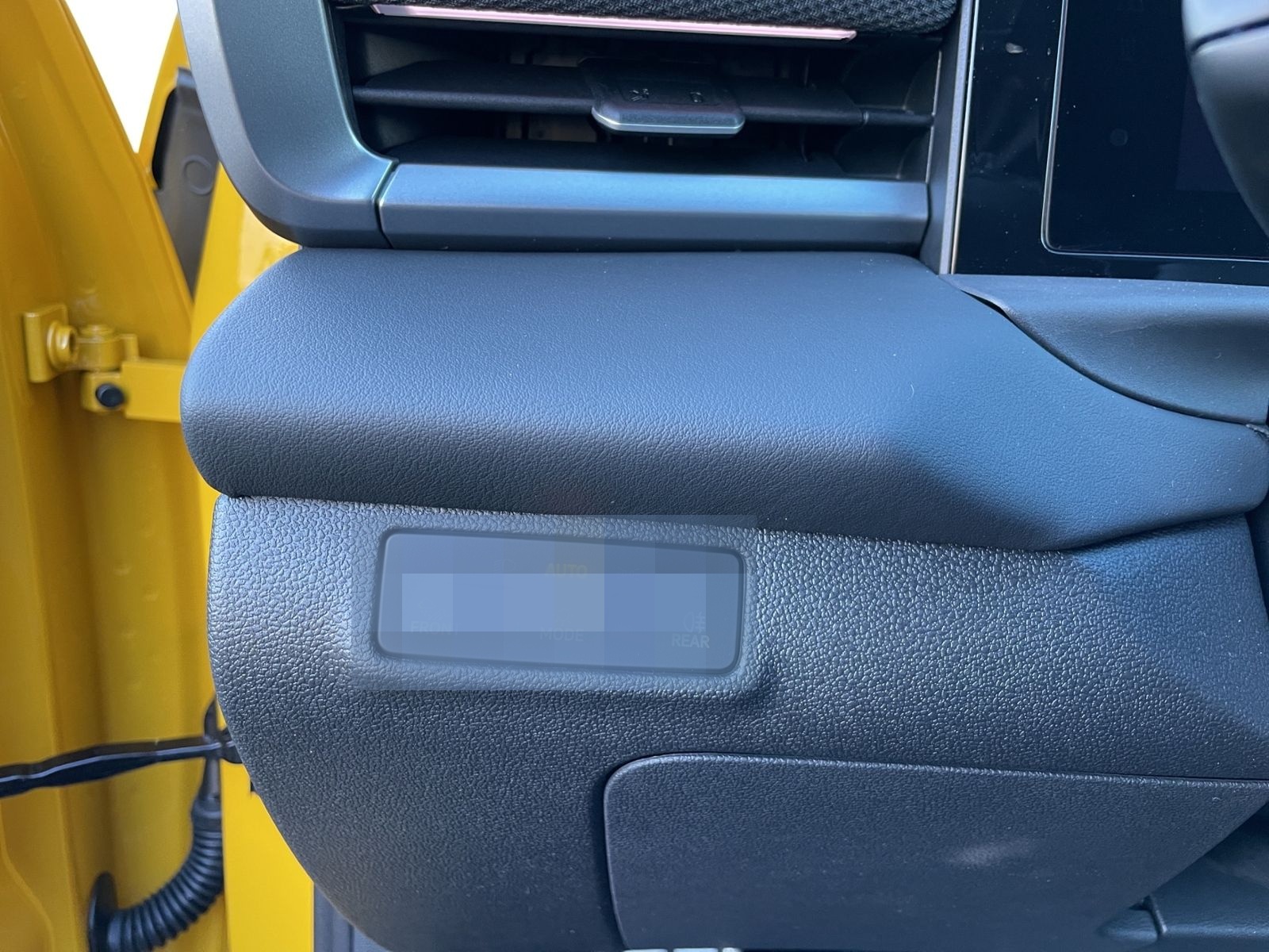 Volkswagen T-Roc 1.5 eTSI R-Line +DSG+ACC+NAVI+DAB+LM++ foto 21