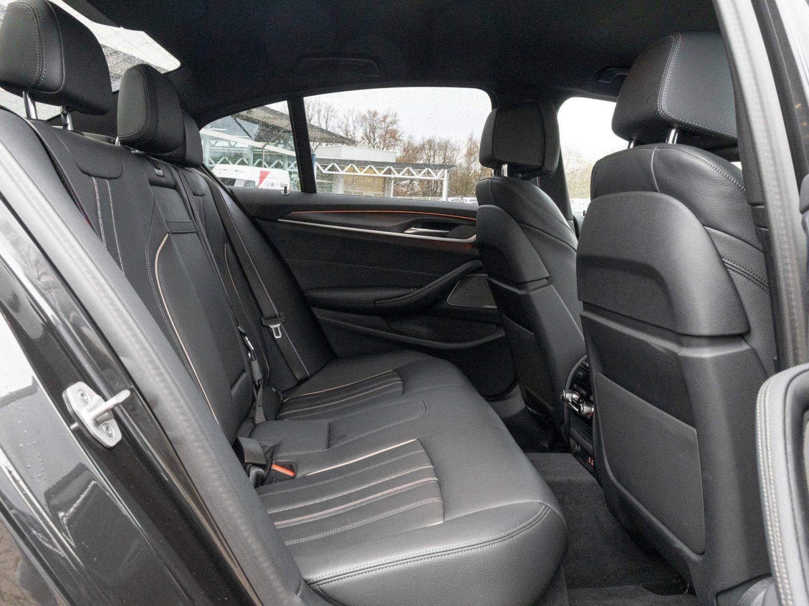 BMW 530d xDrive Limousine (2020 - foto 4