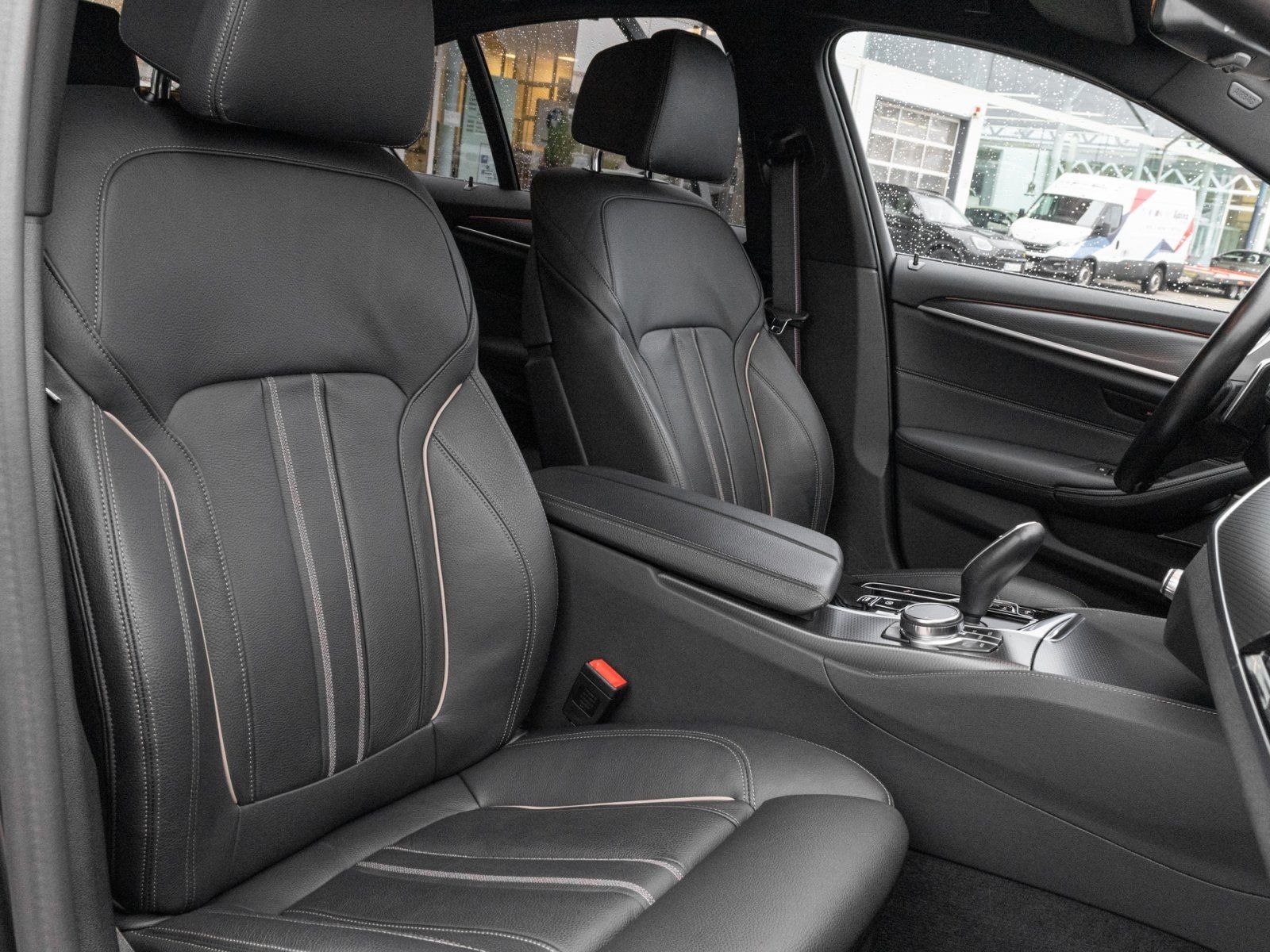 BMW 530d xDrive Limousine (2020 - foto 5