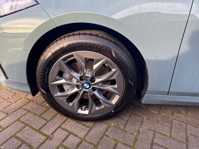 BMW 120 i Park-Assistent Navi LED SHZ Mehrzonenklima foto 6