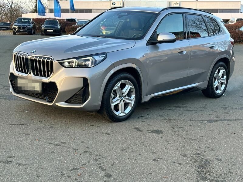 BMW X1 sDrive20i M Sportpaket ACC 360 HUD PANO H/K foto 2