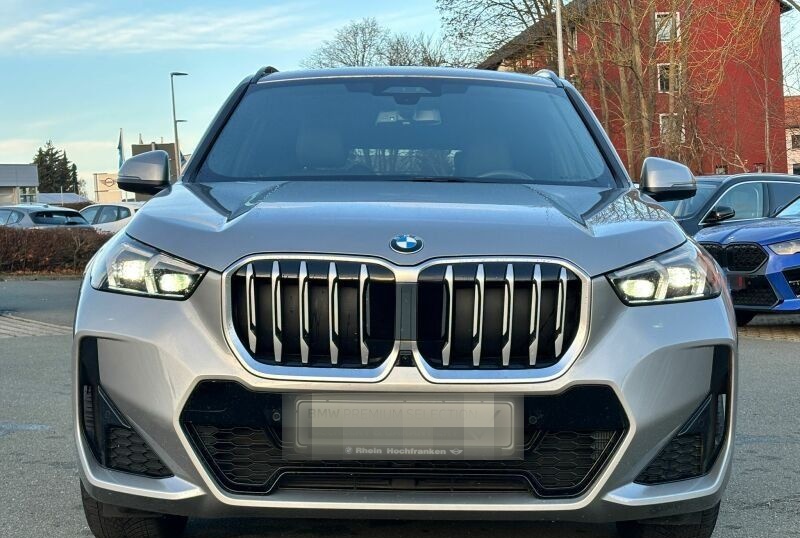 BMW X1 sDrive20i M Sportpaket ACC 360 HUD PANO H/K foto 7