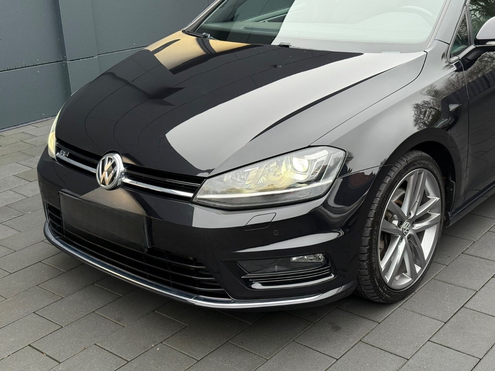 Volkswagen Golf VII Lim. R-Line Highline BMT 4Motion foto 3