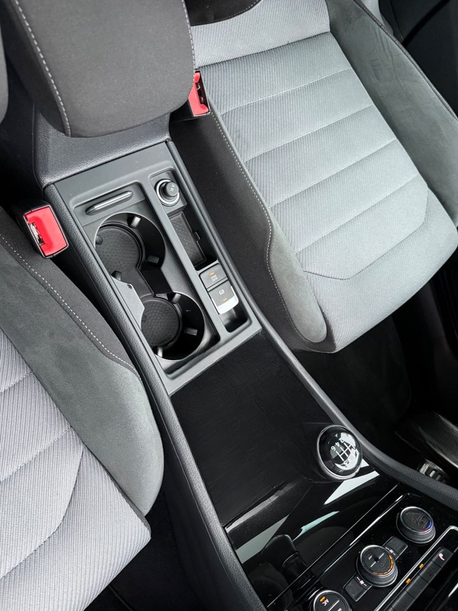 Volkswagen Golf VII Lim. R-Line Highline BMT 4Motion foto 26