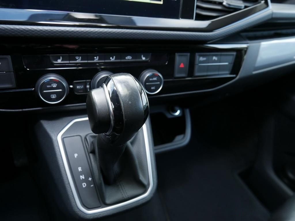 Volkswagen T6.1 Multivan GenerationSIX 2.0 TDI DSG Navi Sta foto 11