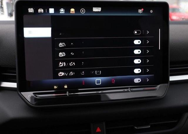 Volkswagen T-Roc "R-LINE" 1.5 l eTSI neues Modell 7-Gang DS foto 12