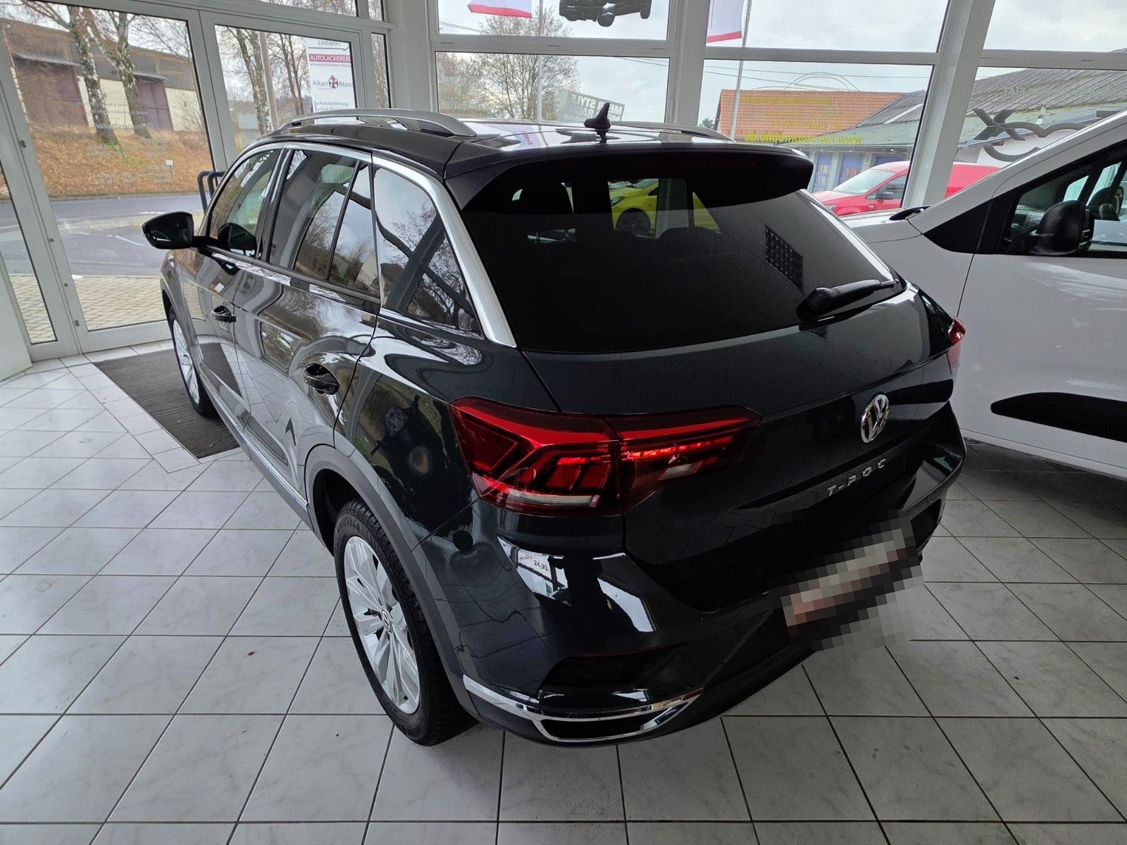 Volkswagen T-Roc 1.5 TSI ACT Sport Sitzheizung PDC vo/hi foto 2