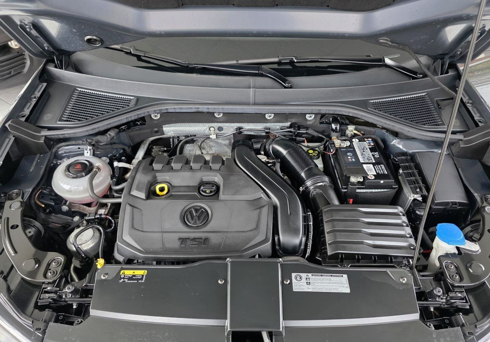 Volkswagen T-Roc 1.5 TSI ACT Sport Sitzheizung PDC vo/hi foto 17