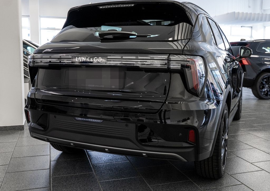 Lynk&Co 01 1.5 TD PHEV 206 kW More W-LAN ACC LED PANO foto 2