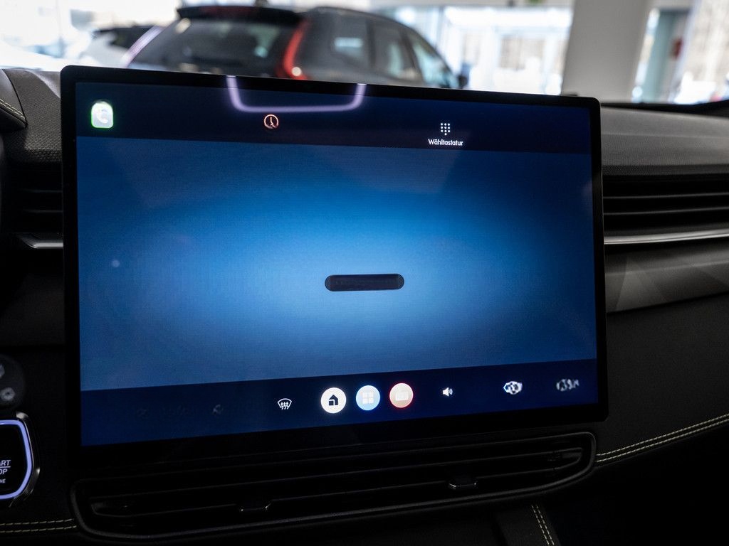 Lynk&Co 01 1.5 TD PHEV 206 kW More W-LAN ACC LED PANO foto 13