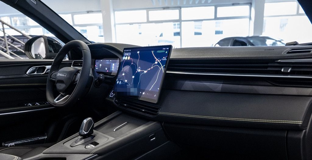 Lynk&Co 01 1.5 TD PHEV 206 kW More W-LAN ACC LED PANO foto 5