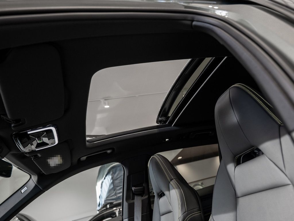 Lynk&Co 01 PHEV More PDC SHZ KAMERA NAVI ACC LED PANO foto 20