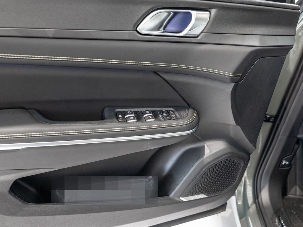 Lynk&Co 01 PHEV More PDC SHZ KAMERA NAVI ACC LED PANO foto 21