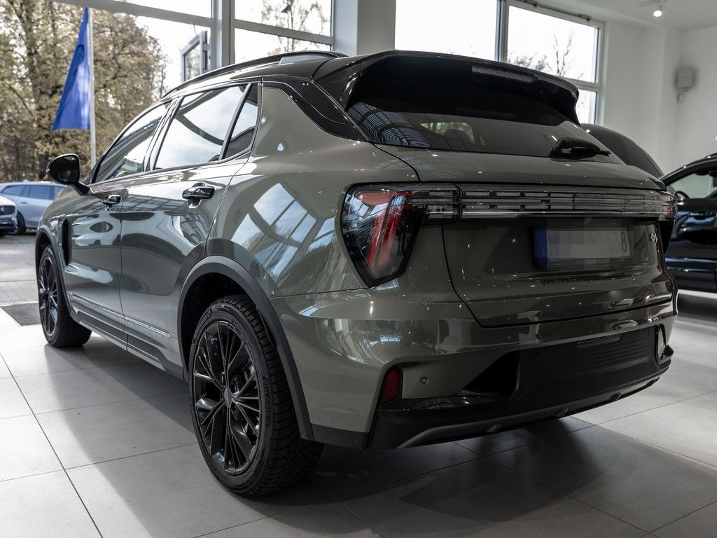 Lynk&Co 01 PHEV More PDC SHZ KAMERA NAVI ACC LED PANO foto 4