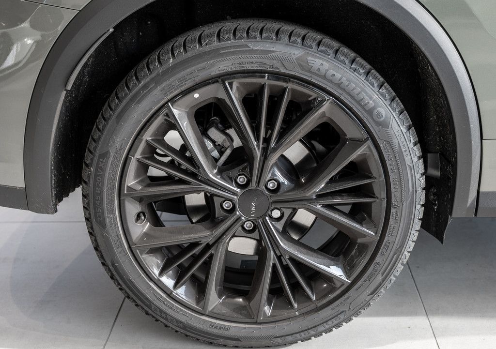 Lynk&Co 01 PHEV More PDC SHZ KAMERA NAVI ACC LED PANO foto 7