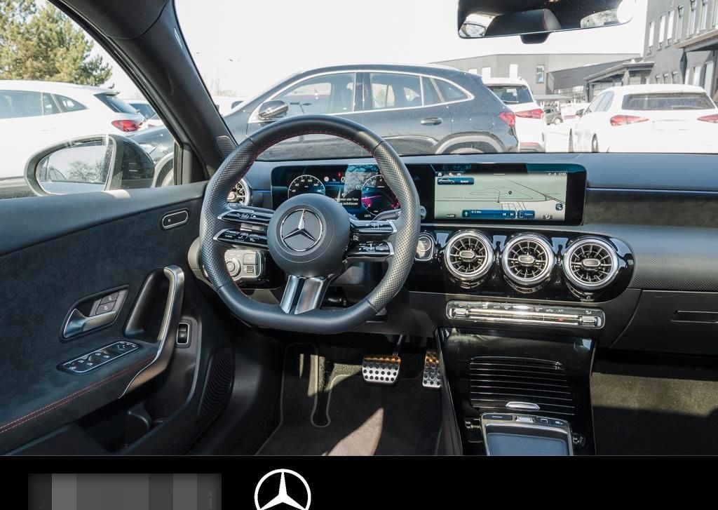 Mercedes-Benz A 200 LIMOUSINE AMG LINE PANORAMA NIGHT KEYLESS foto 8