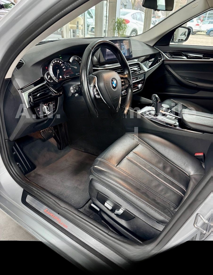BMW 530 d xDrive Luxury Line*HUD*Leder*Pano*Kamera foto 14