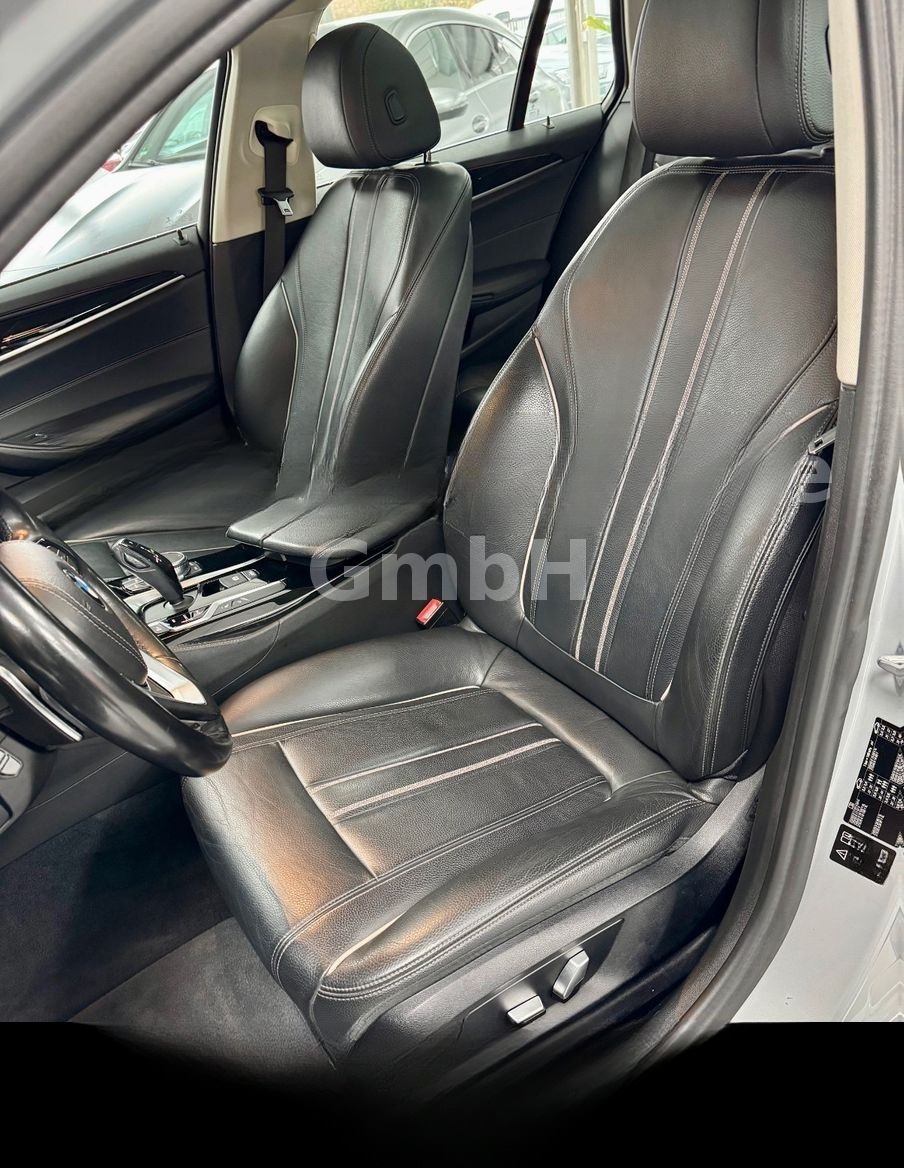 BMW 530 d xDrive Luxury Line*HUD*Leder*Pano*Kamera foto 15