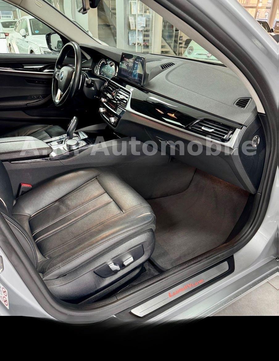 BMW 530 d xDrive Luxury Line*HUD*Leder*Pano*Kamera foto 17