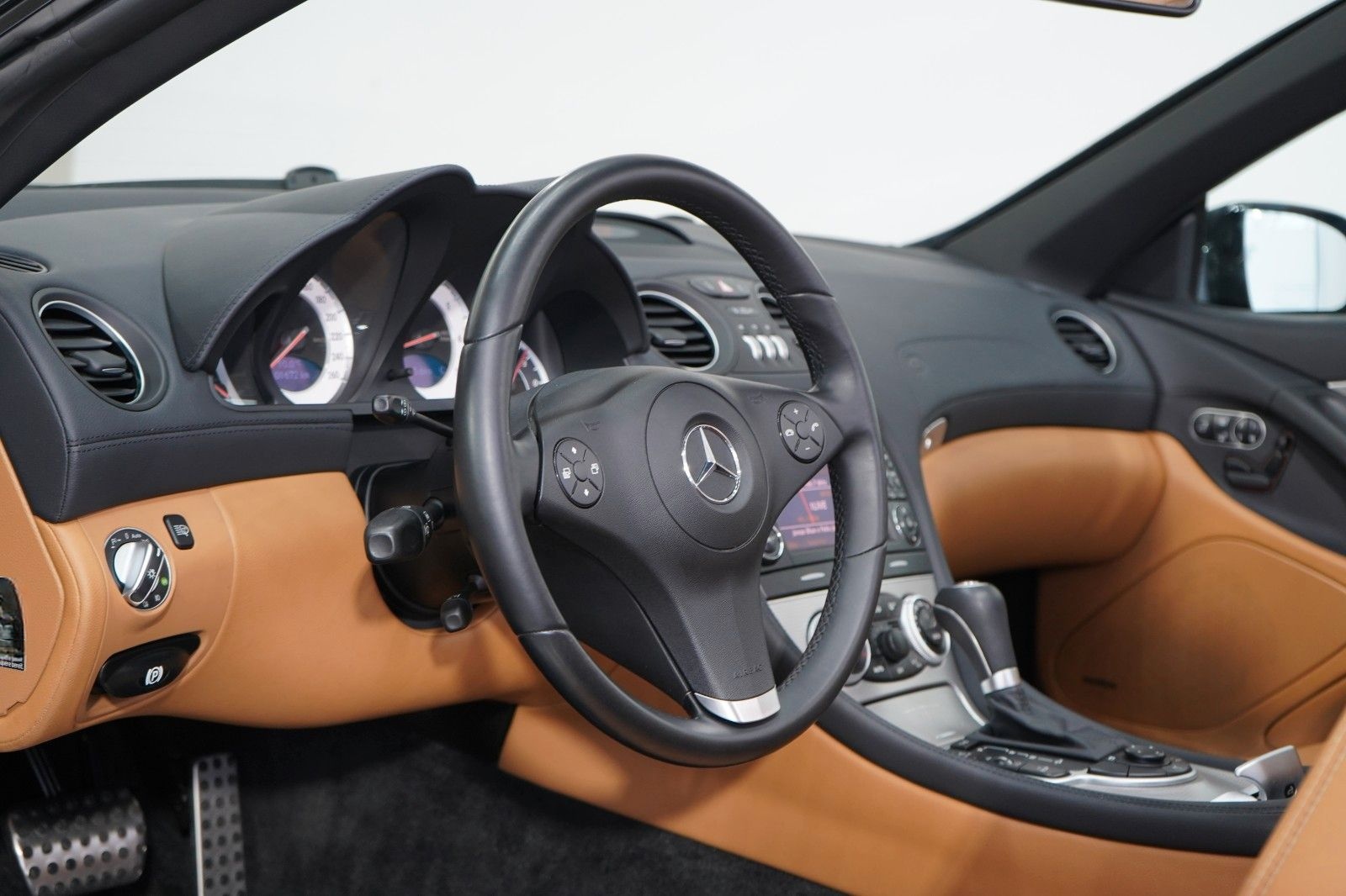 Mercedes-Benz SL 300 Roadster*1.Hand*Airscarf*Harman Kardon* foto 11