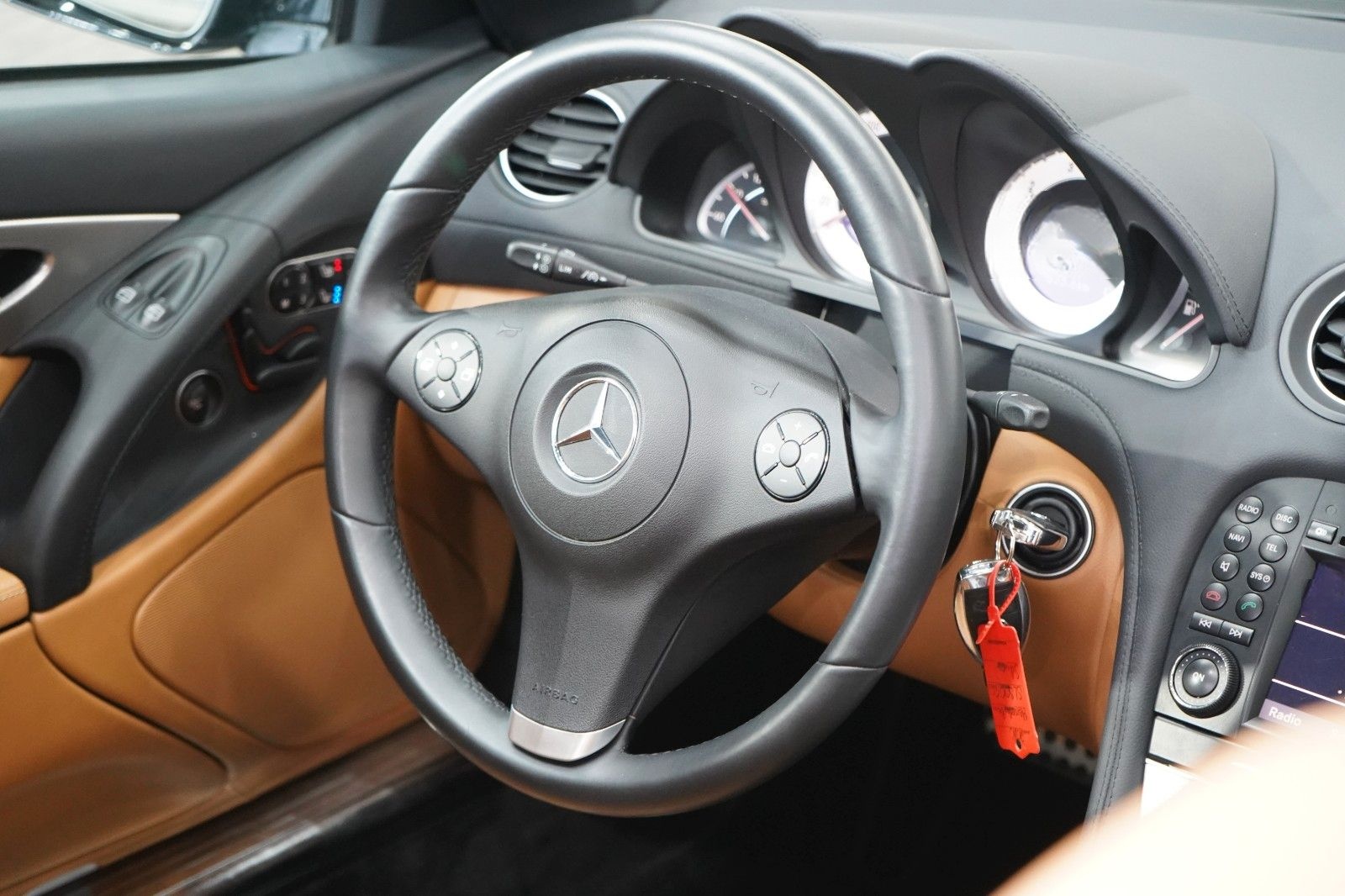 Mercedes-Benz SL 300 Roadster*1.Hand*Airscarf*Harman Kardon* foto 19