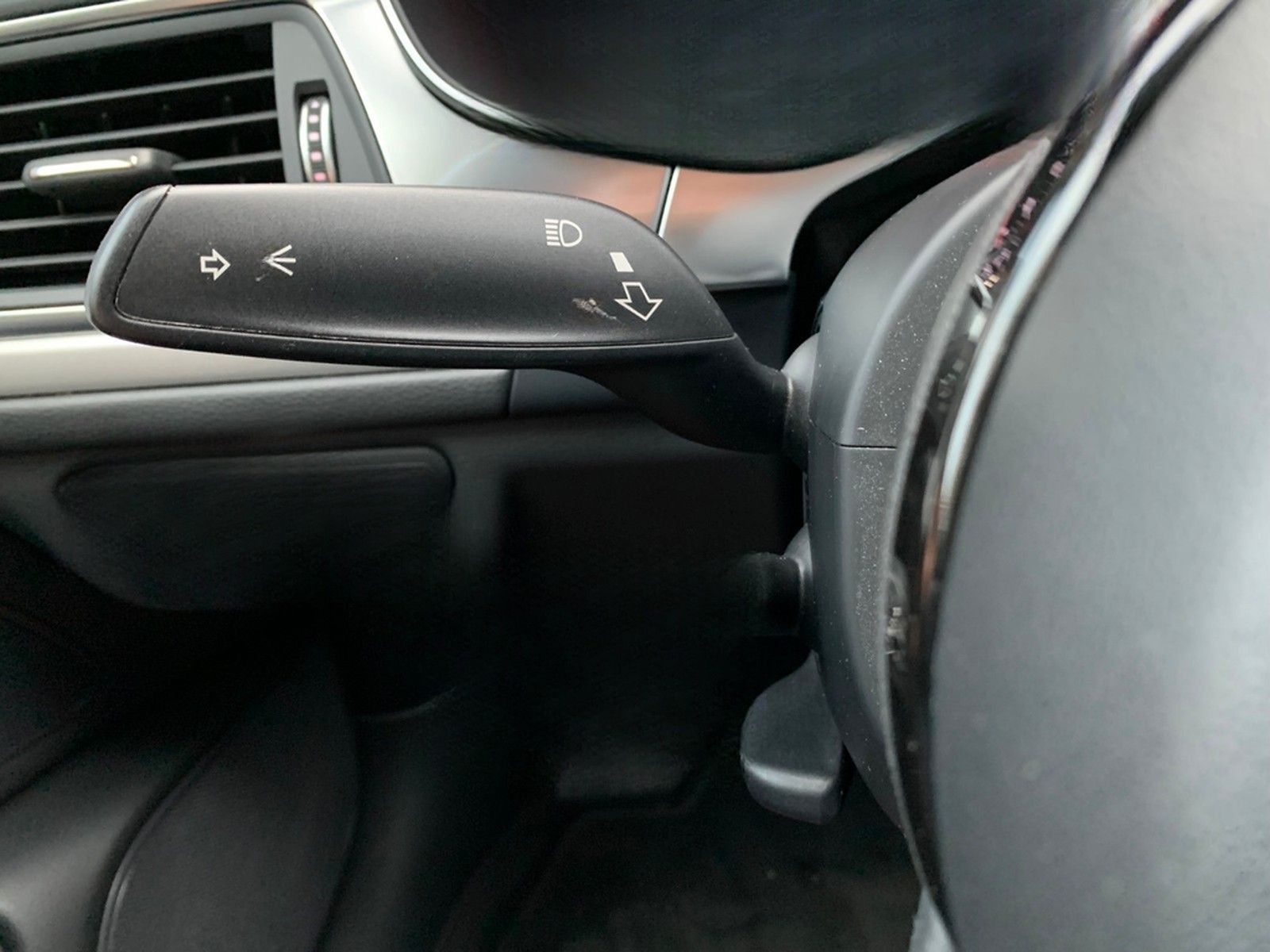 Audi A6 Avant 1.8TFSI S-Line Xenon+Nav+LEDER+4Z-Klima foto 21