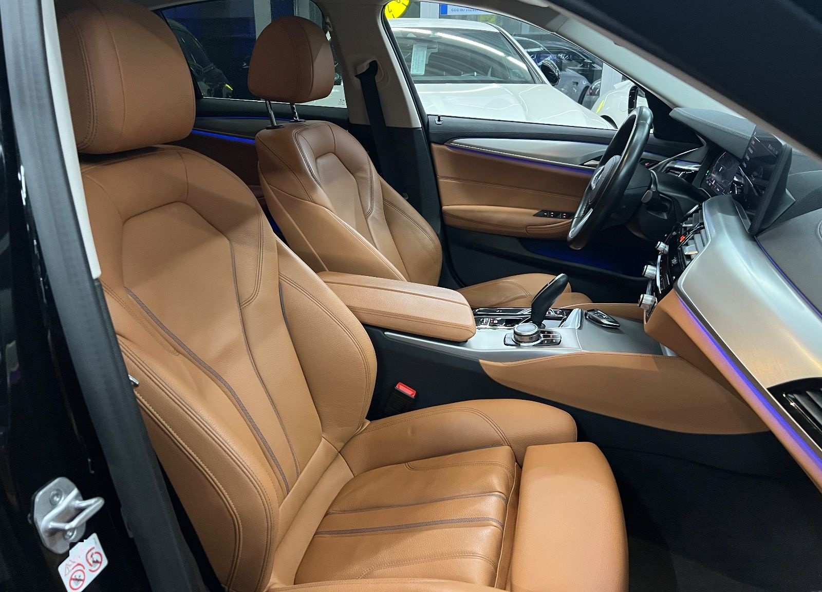BMW 520d xDrive Luxury Line|LASER|LIVE-COCKPIT|1.HD foto 12