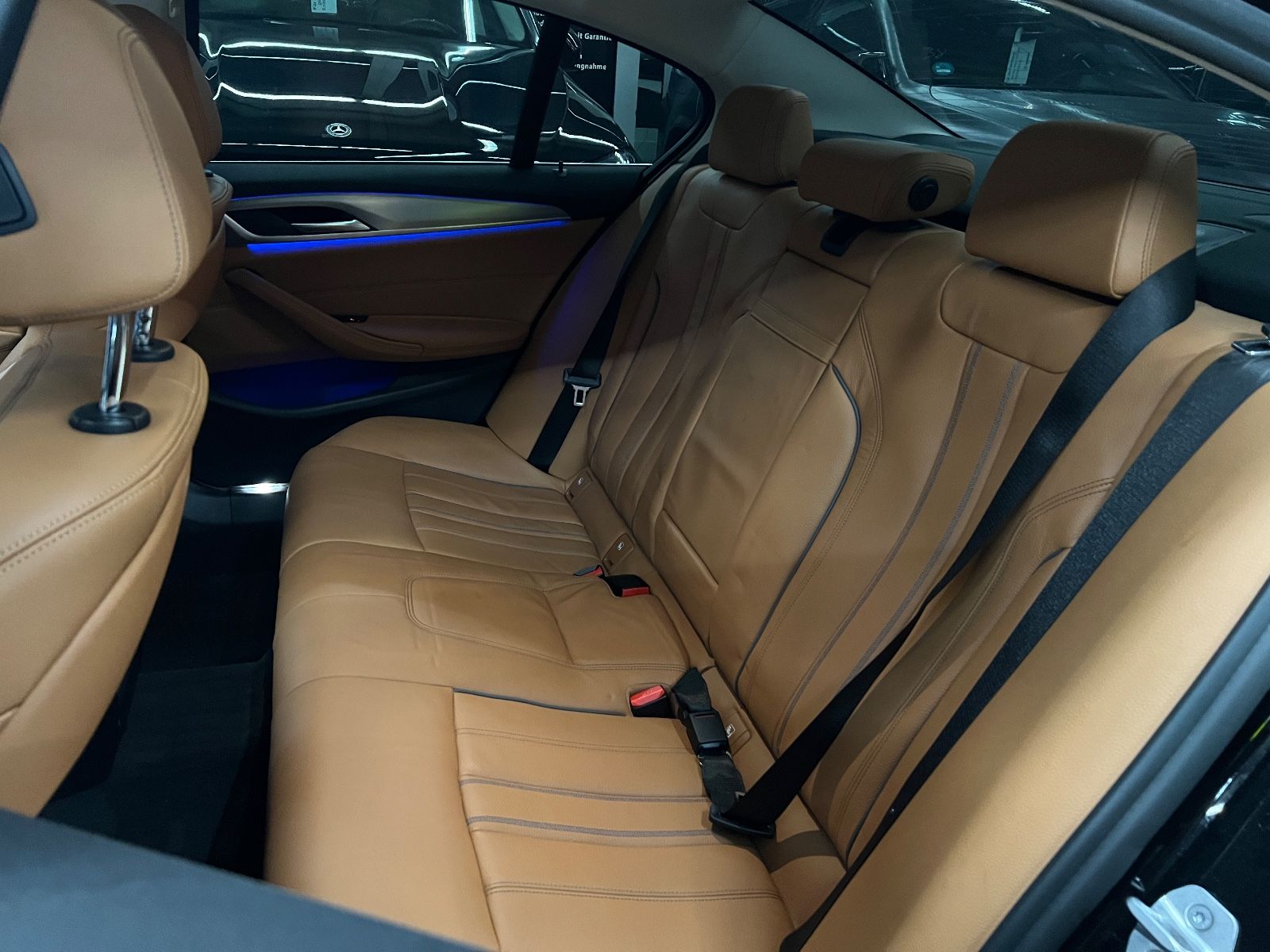 BMW 520d xDrive Luxury Line|LASER|LIVE-COCKPIT|1.HD foto 15