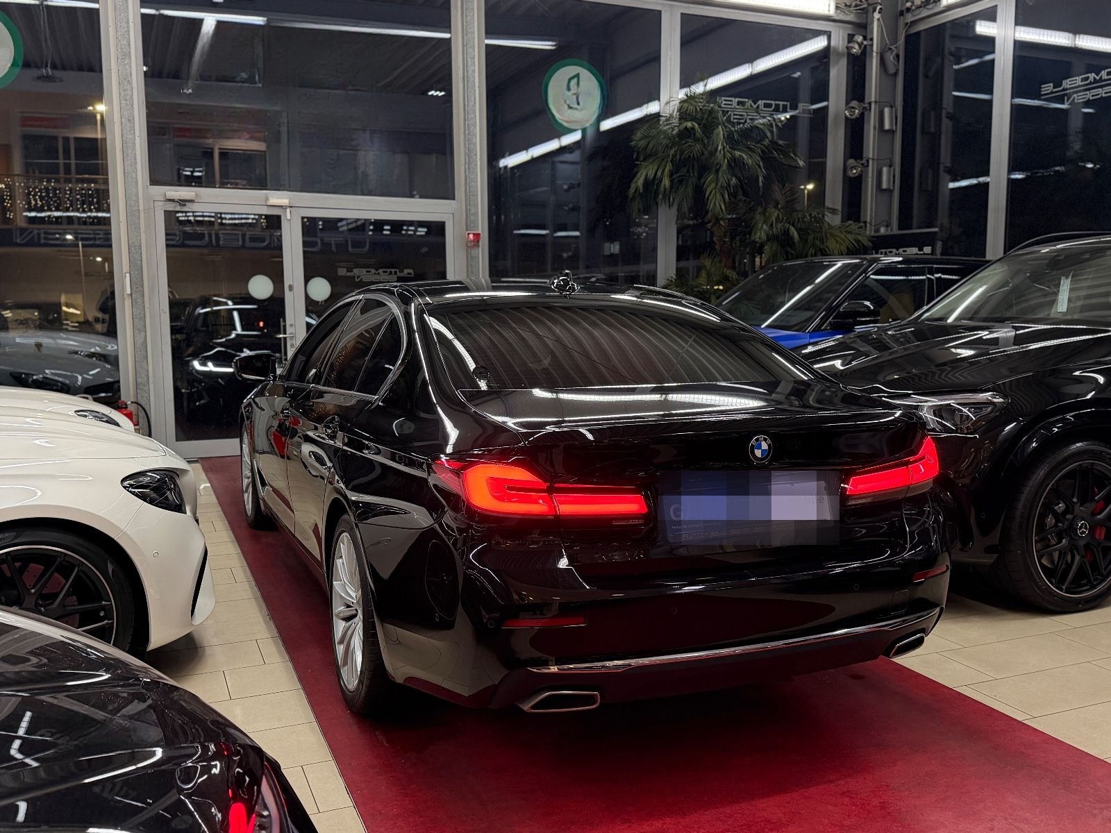 BMW 520d xDrive Luxury Line|LASER|LIVE-COCKPIT|1.HD foto 6