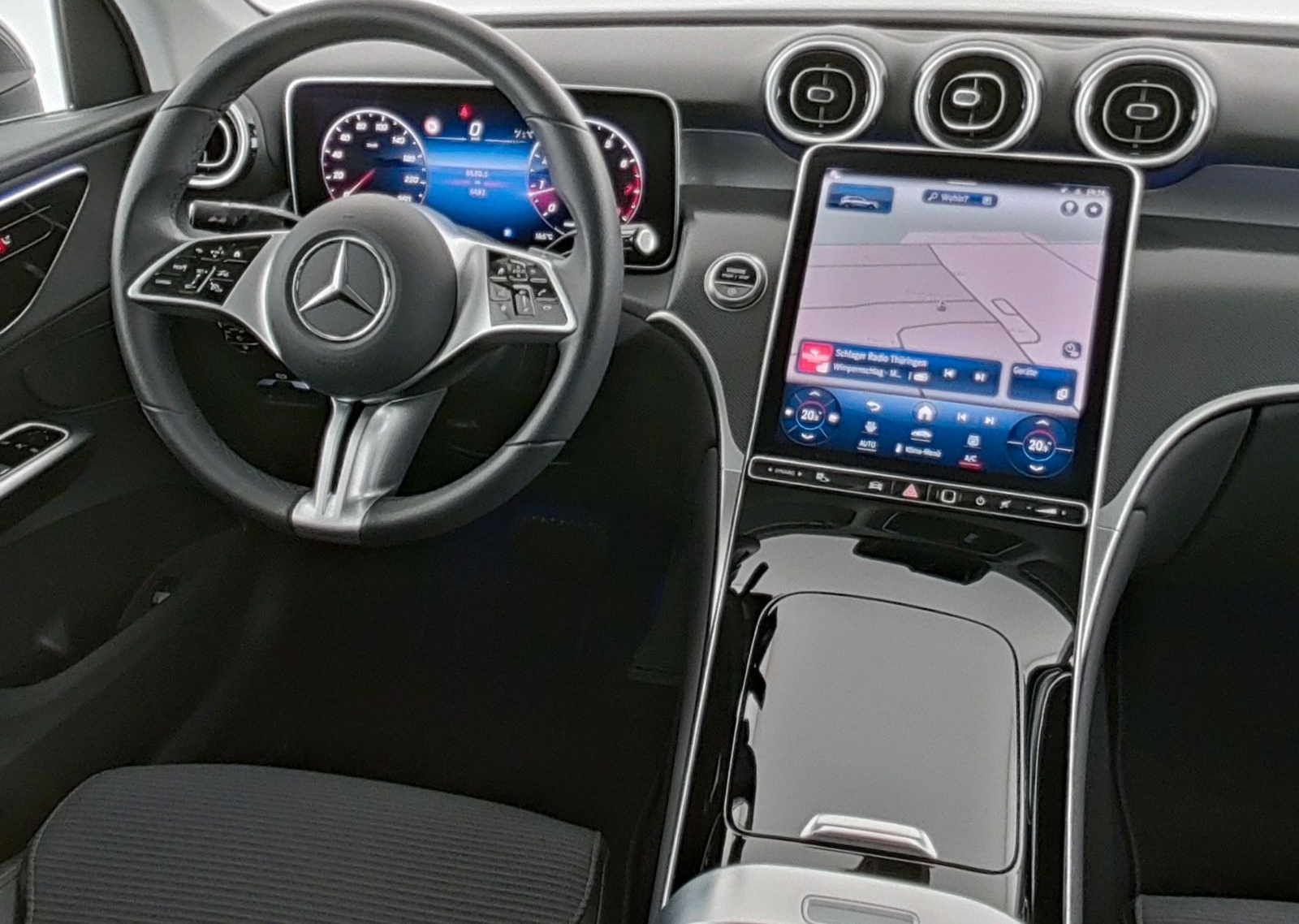 Mercedes-Benz GLC 200 4Matic Avantgarde Kamera|AHK|Navi|LED|SH foto 17