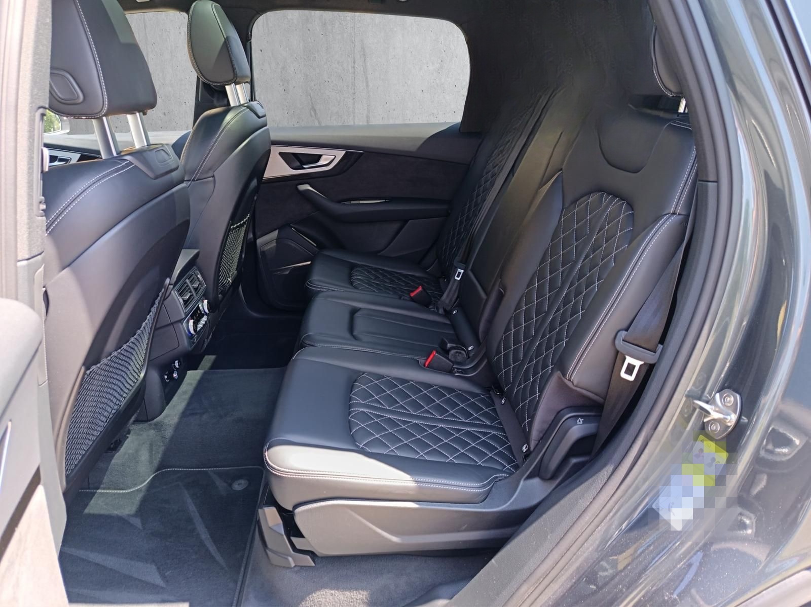 Audi SQ7 V8 TDI+7SI+NACHTSICHT+STANDHZG+PANO+HUD+VC+B foto 14