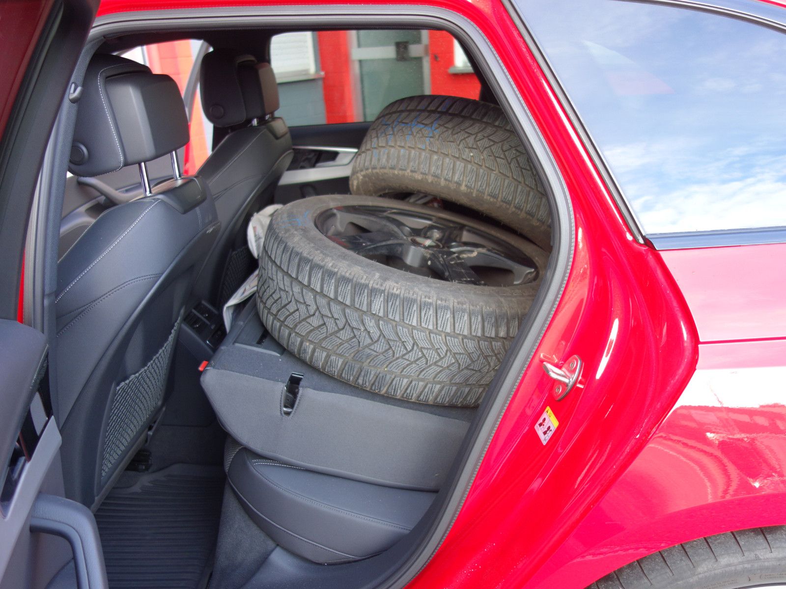 Audi A4 Avant 40 TDI quattro S line Standheizung foto 15